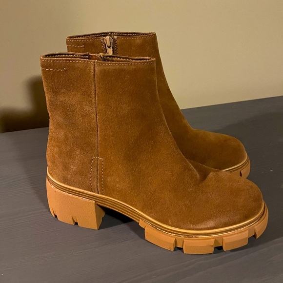 Steve Madden Halt Platform Sued Boots NEW - Picture 5 of 8